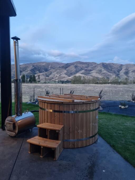 Relax In Rural Wanaka Villa Queensberry Buitenkant foto